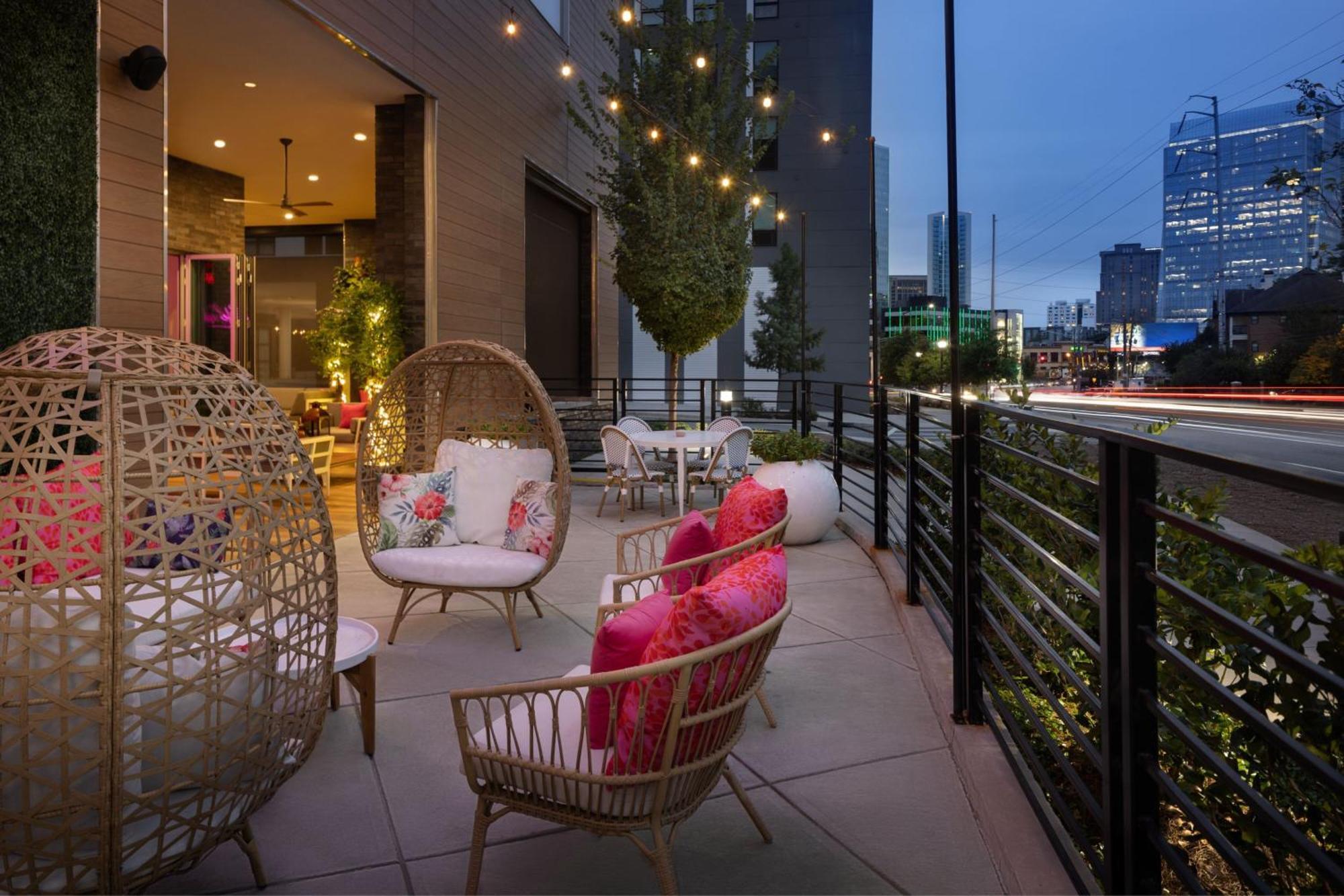 Element Atlanta Buckhead Hotel Exterior photo